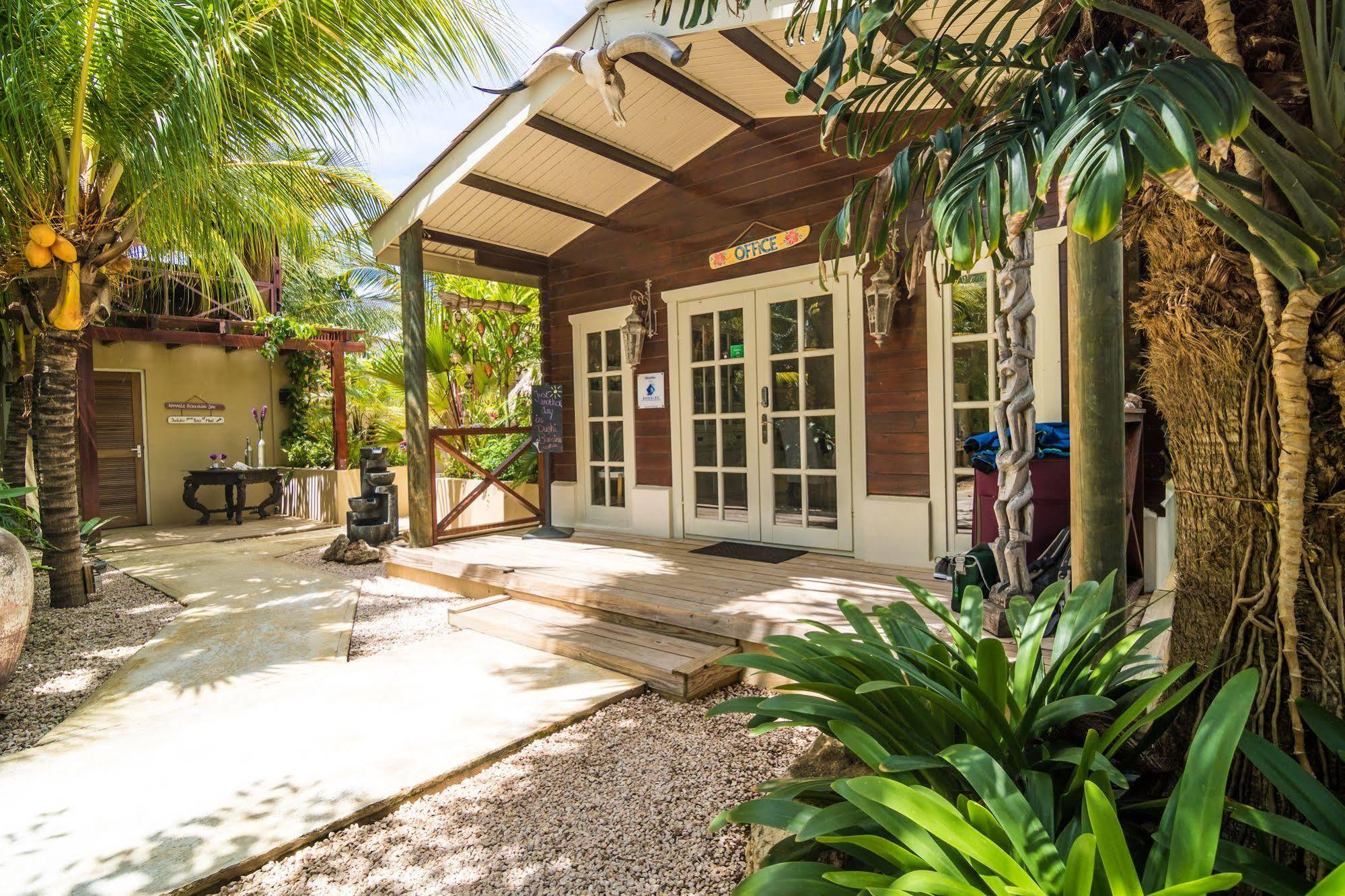 Bamboo Bonaire By Boutique Bonaire Unique Resorts Playa Exterior photo